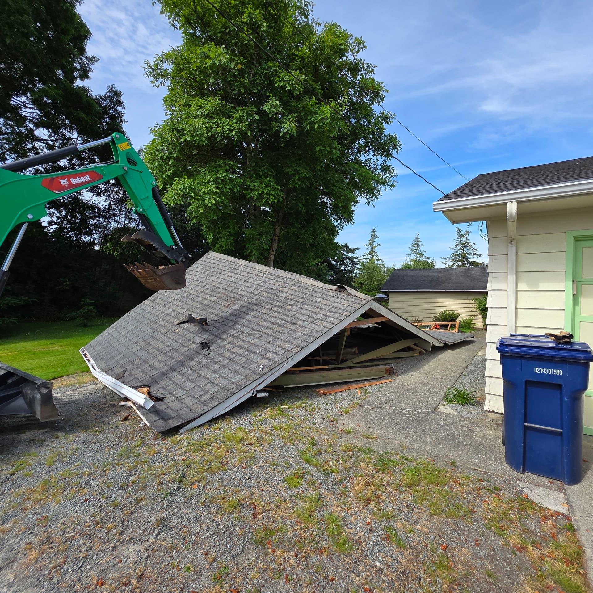Gallery photos for Old Carport Taken Down in One Day in Mt Vernon: Image #4